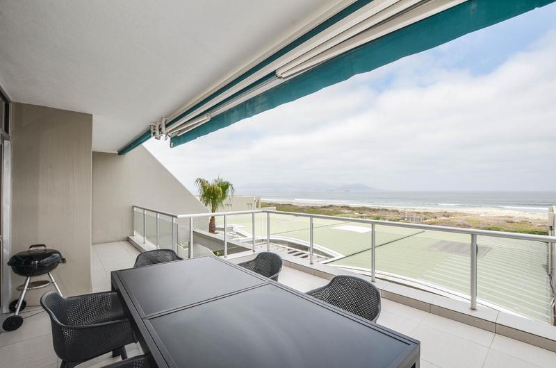 2 Bedroom Property for Sale in Dolphin Beach Western Cape